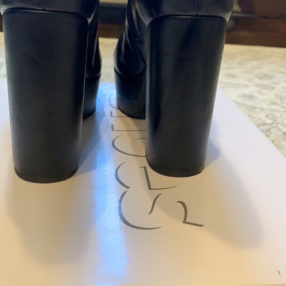 TopShop Hot Stuff Platform Ankle Boots - Picture 5 of 6